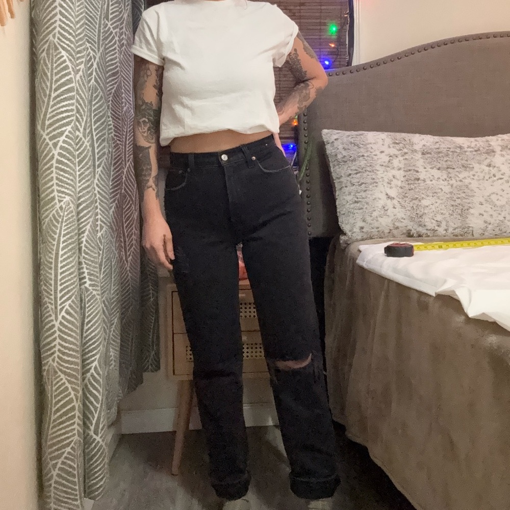 Abercrombie 90s straight ultra high rise 28